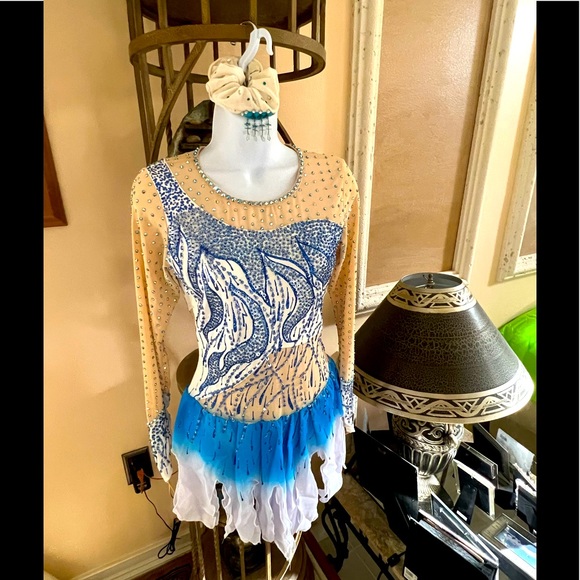 Competition Leotard/Ice skating Dance Dress Swarovski Rhinestones/sequined - Picture 1 of 15